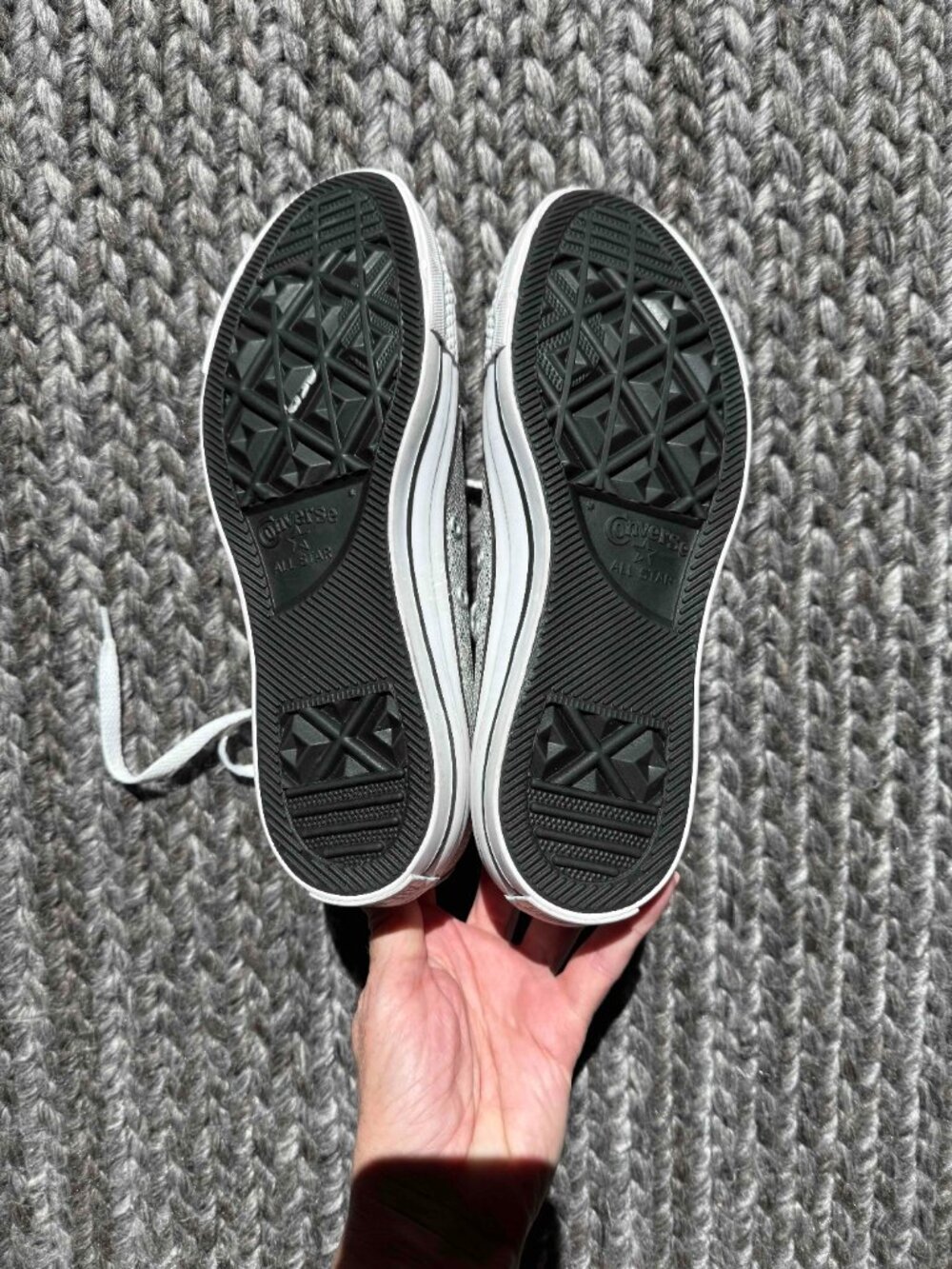 Converse All Star Silver Glittery Sneakers Women's Size 9 - Picture 2 of 3